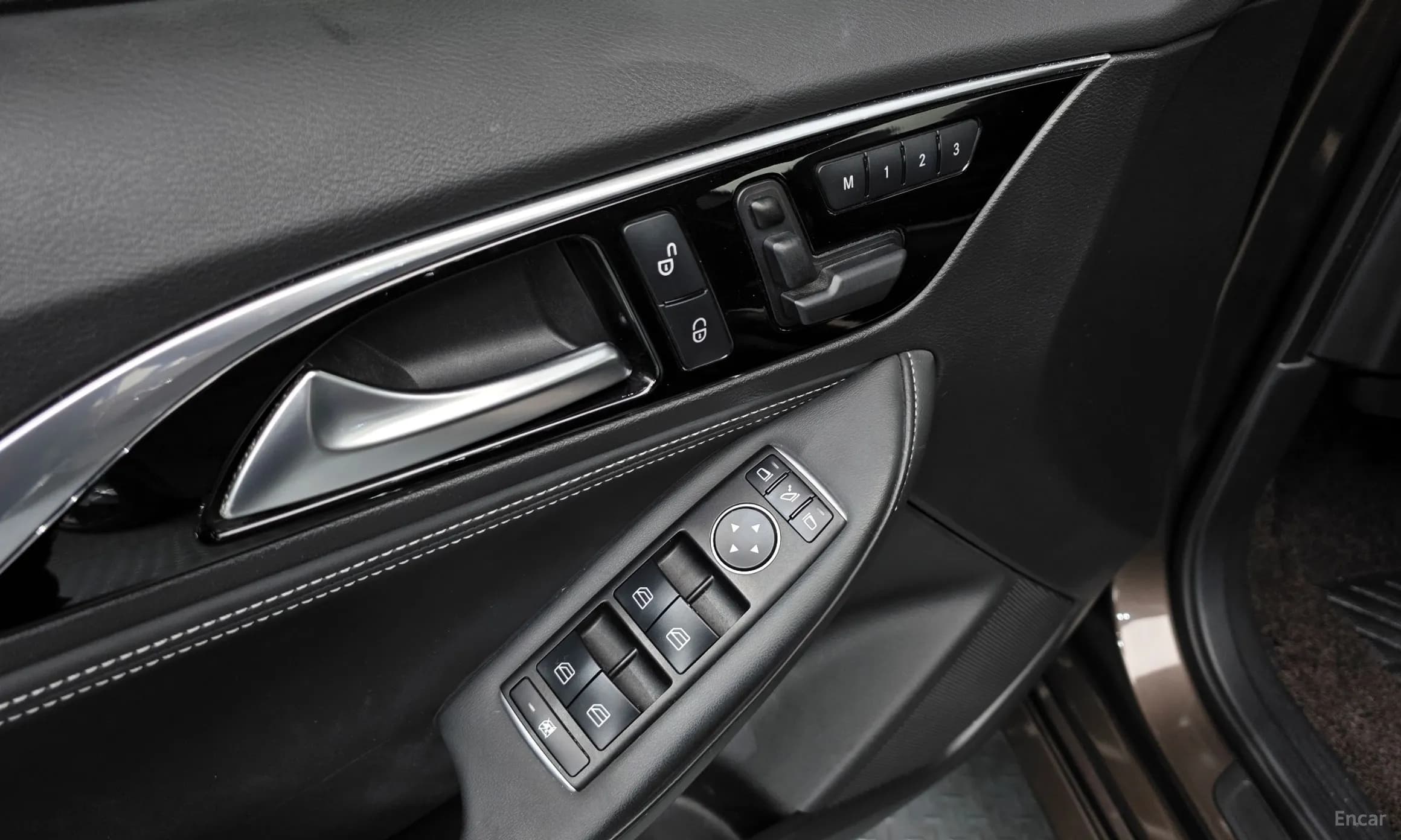 Q30