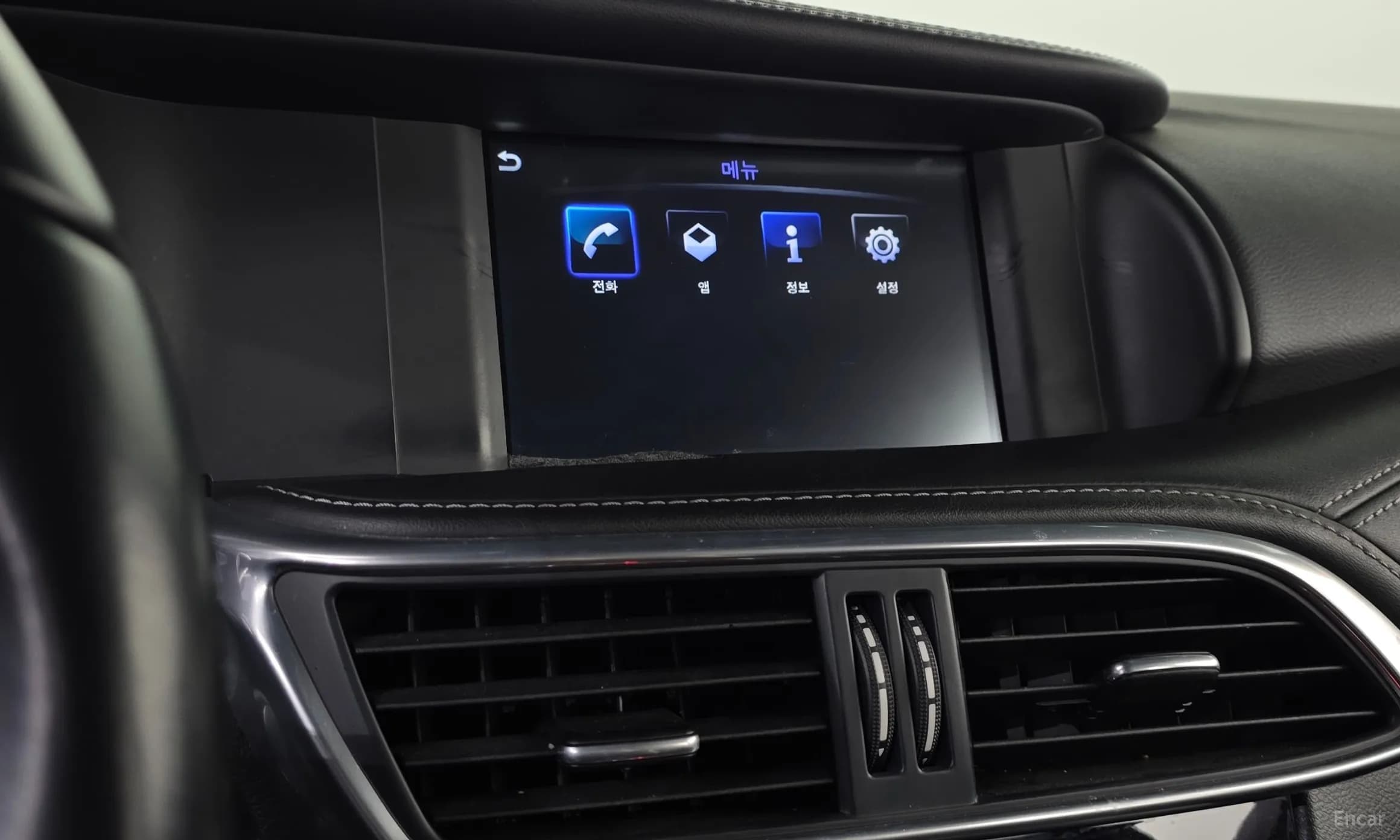 Q30