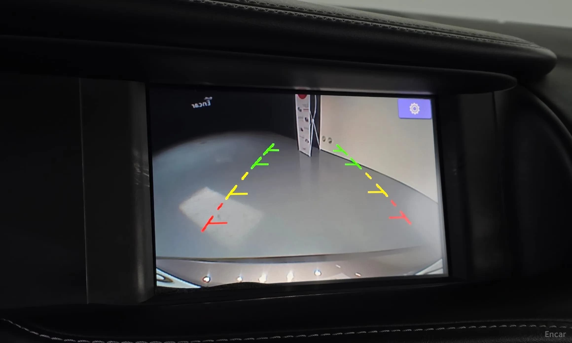 Q30