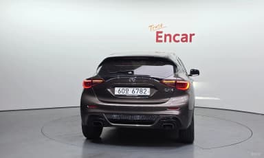Q30