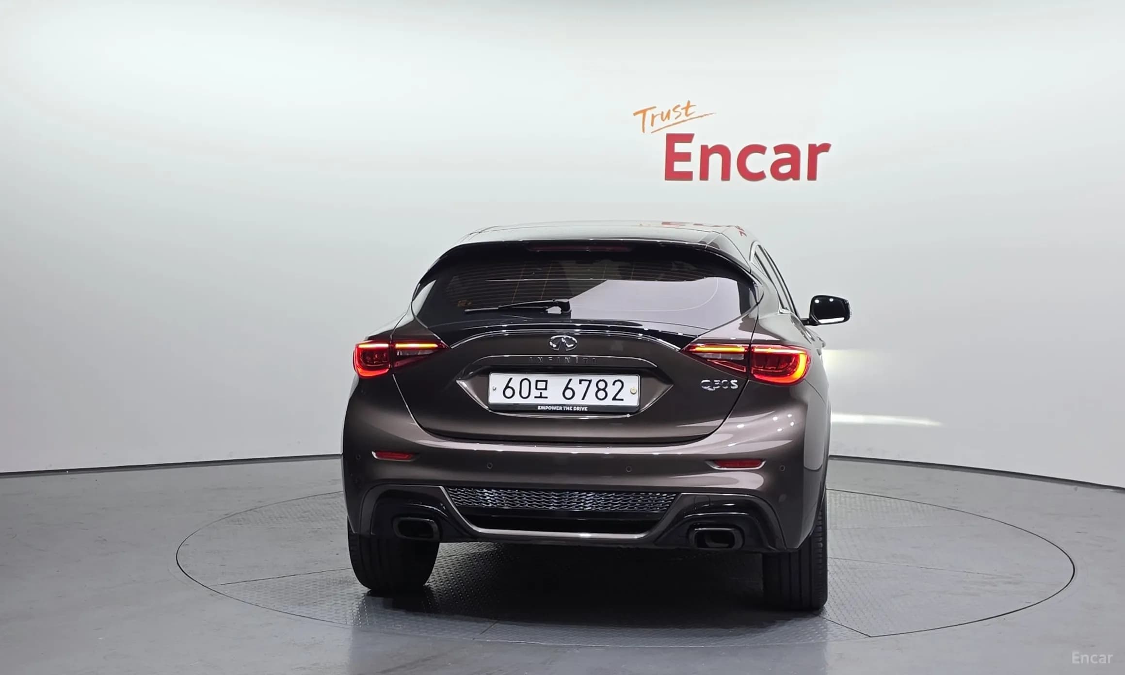 Q30