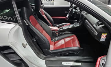 718 Cayman