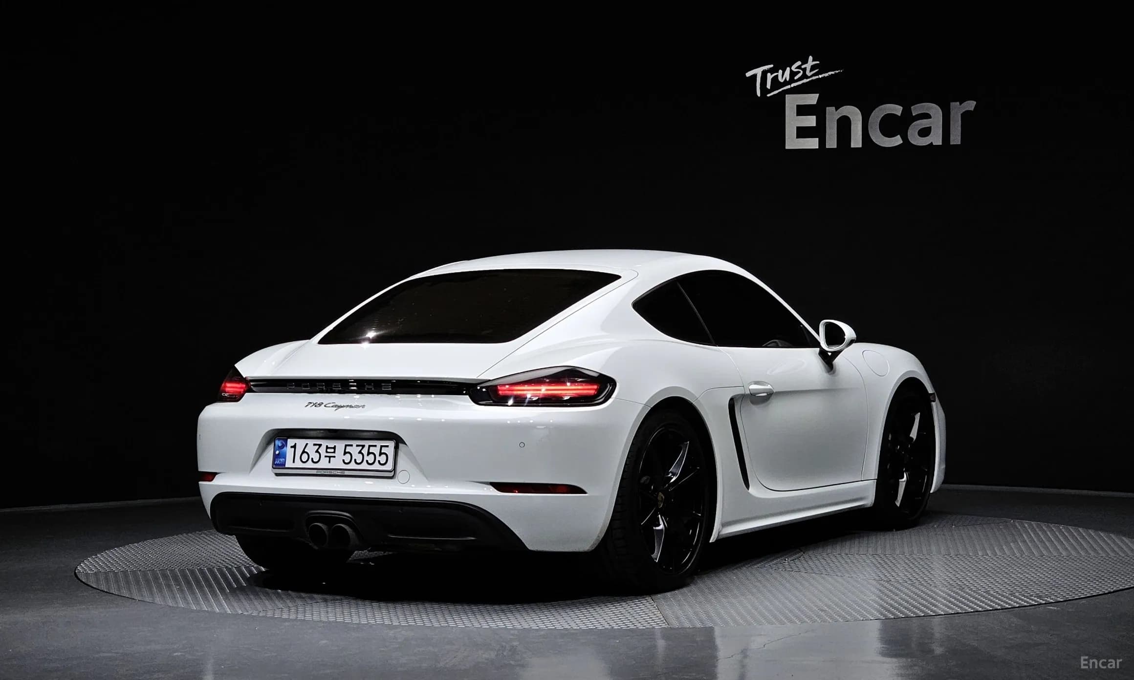 718 Cayman