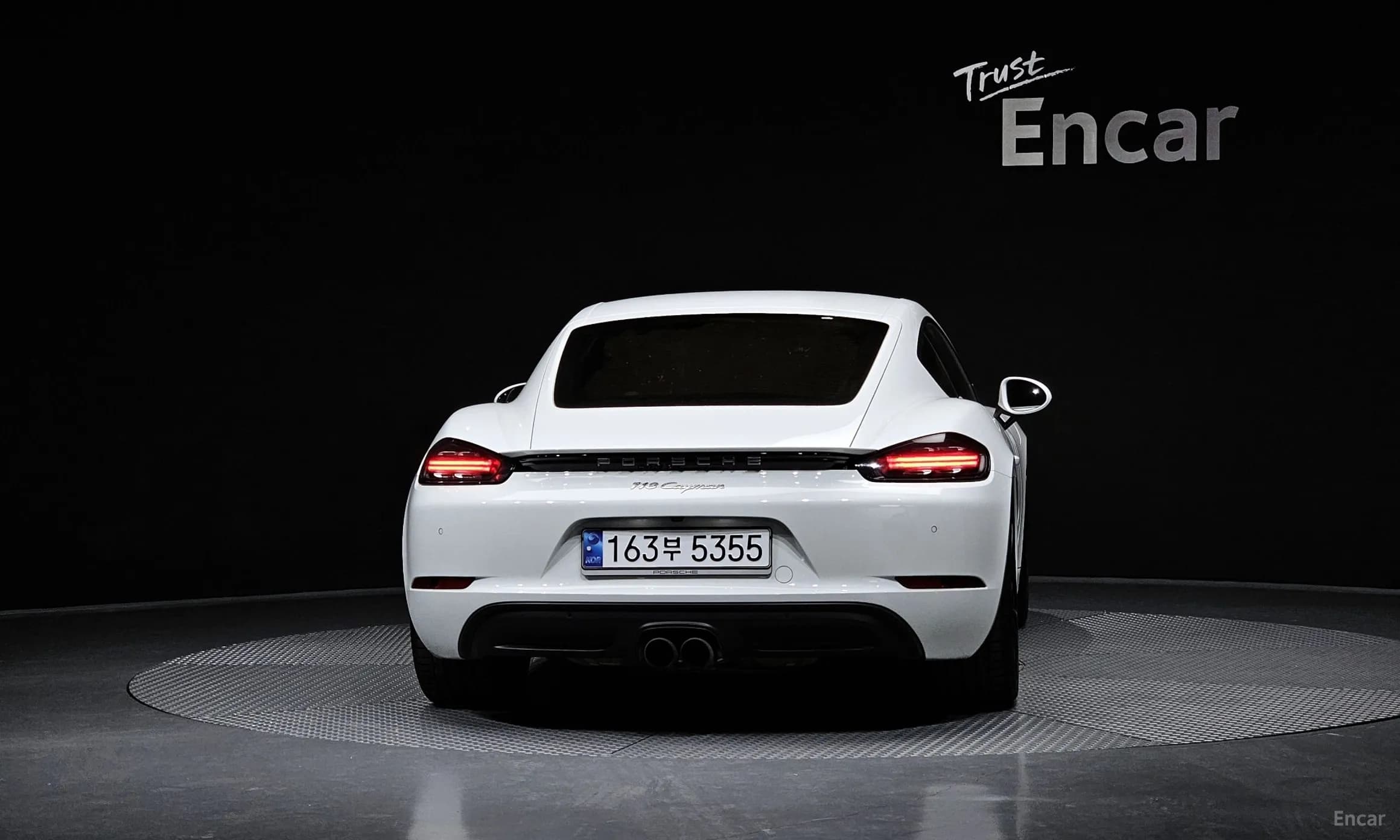 718 Cayman