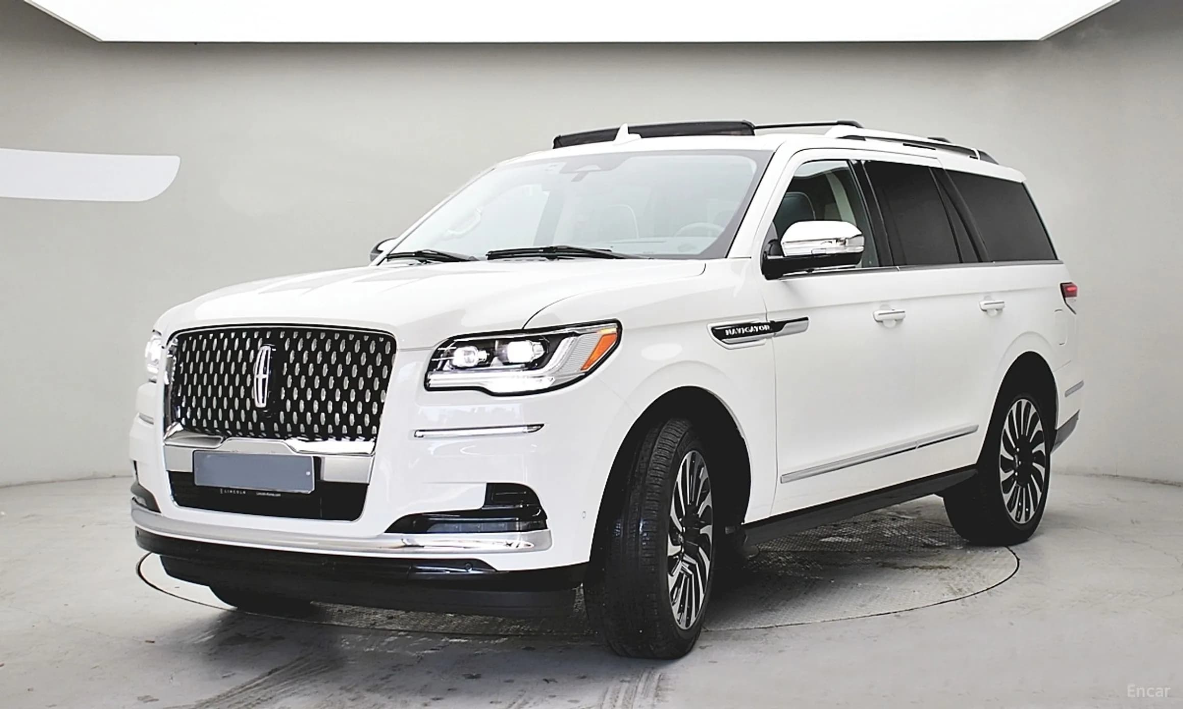 Navigator 4th generation