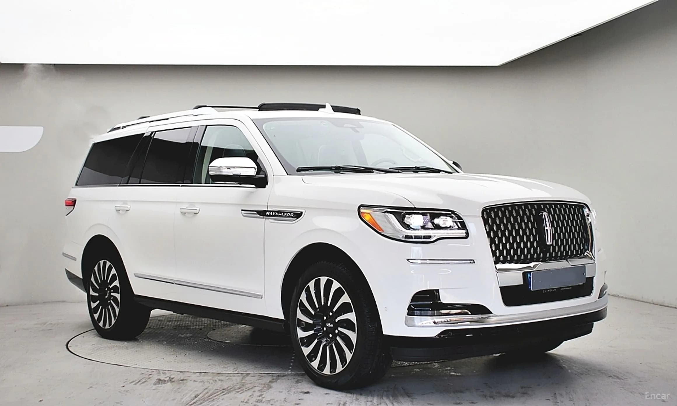 Navigator 4th generation