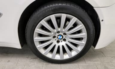 7 Series (F01)