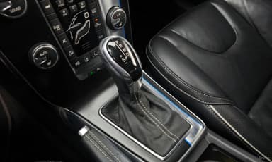 V40