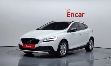V40 Cross Country