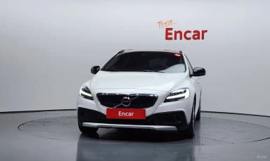 V40 Cross Country