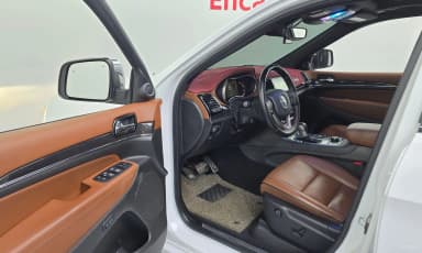 Grand Cherokee