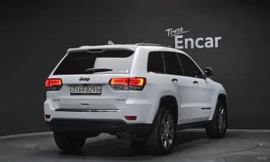 Grand Cherokee