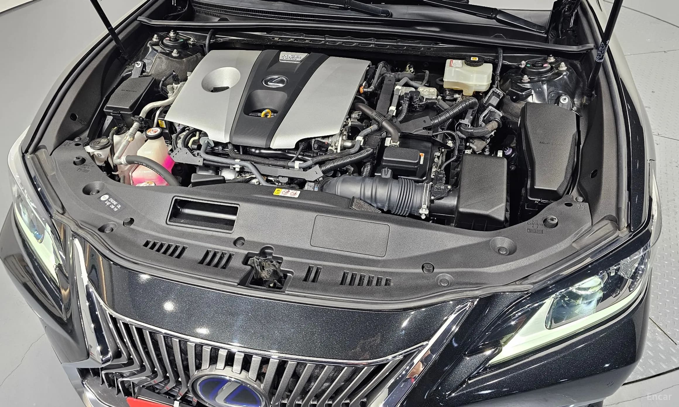 ES300h 7th Generation
