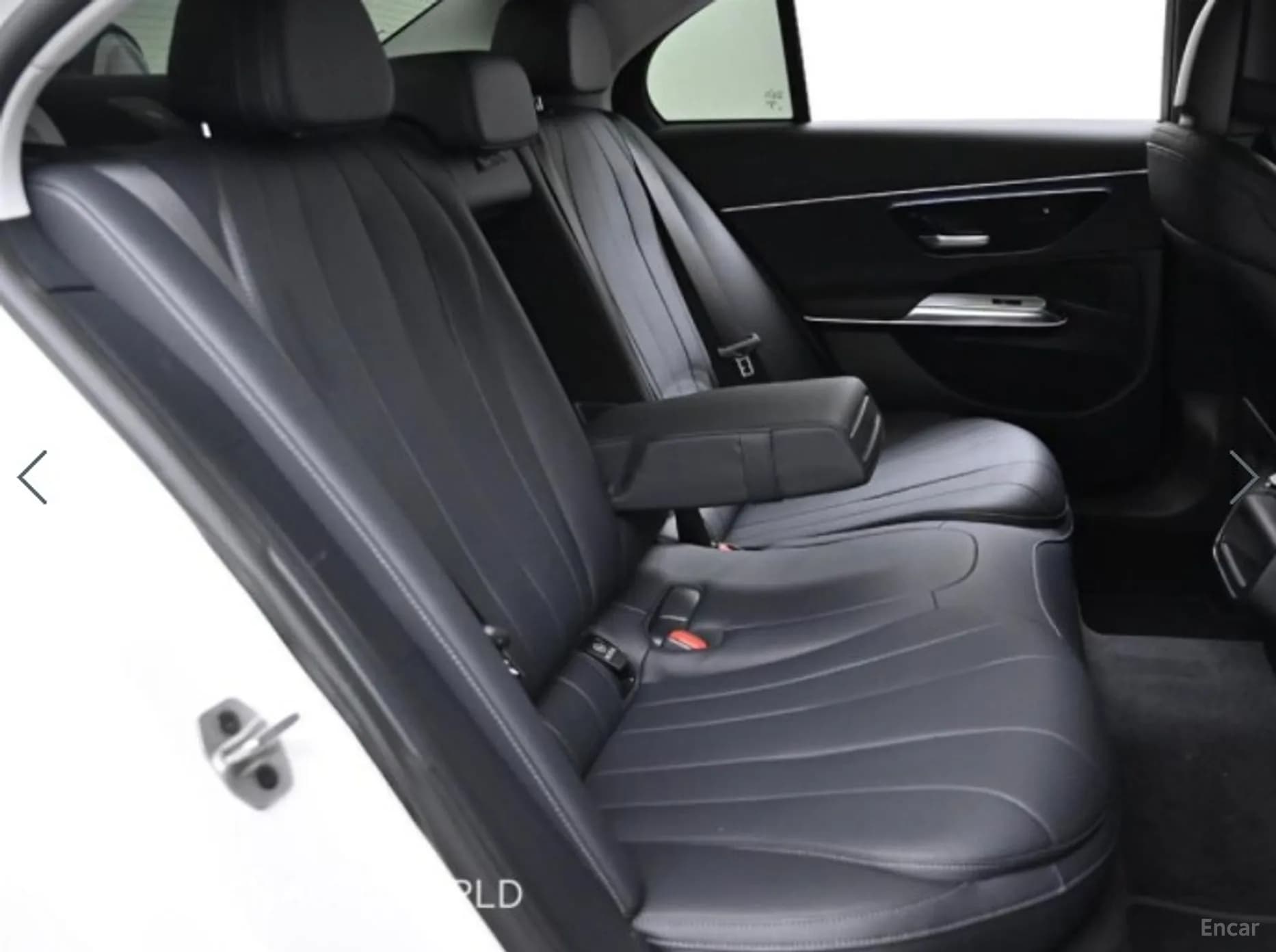 E-Class W214