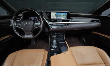 ES300h 7th Generation