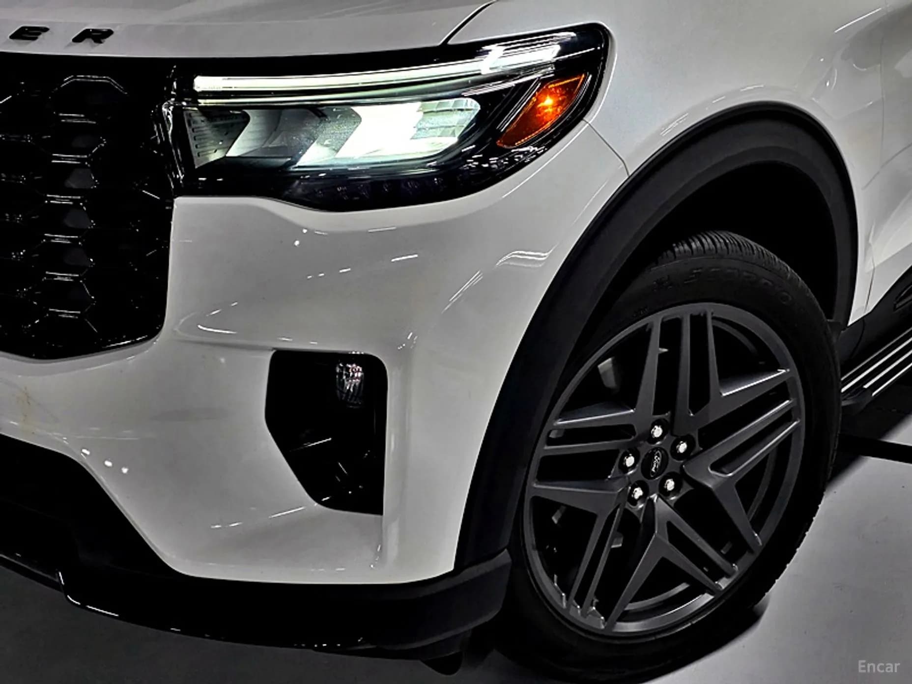 Explorer 6th Generation