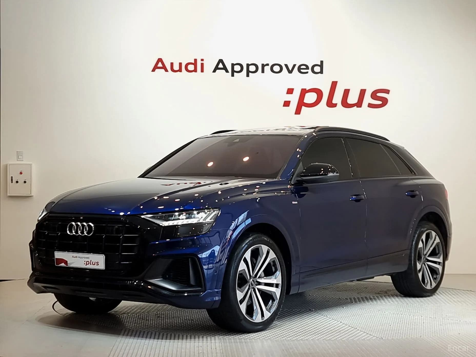 Q8 (4M)