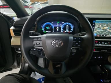 Camry (XV80)