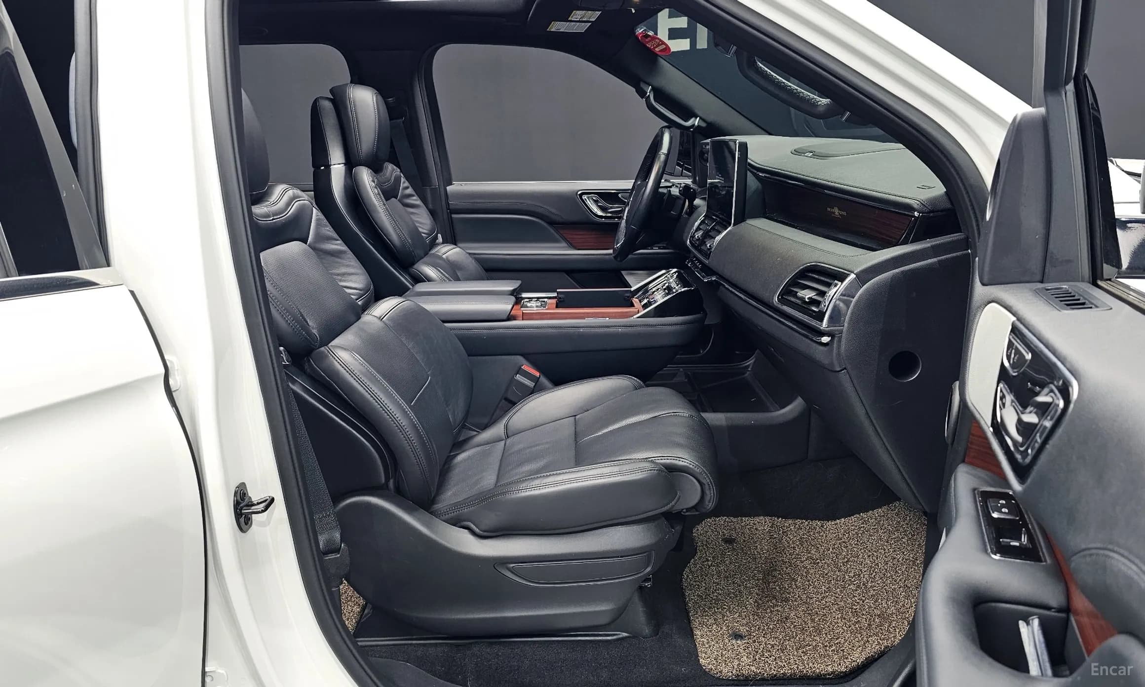 Navigator 4th generation