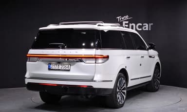 Navigator 4th generation