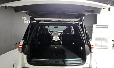 Navigator 4th generation