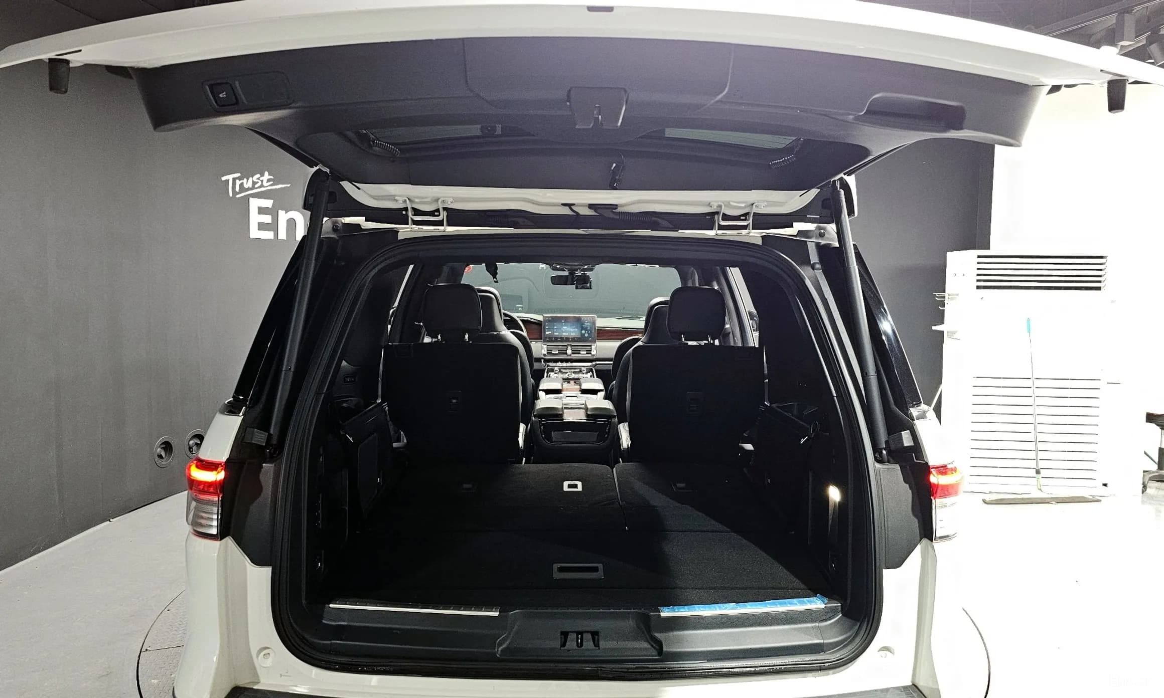 Navigator 4th generation