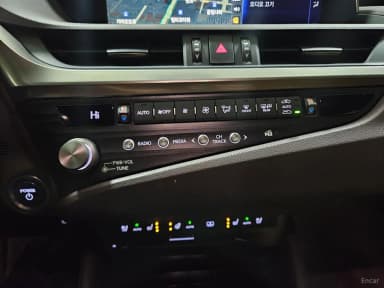 ES300h 7th Generation