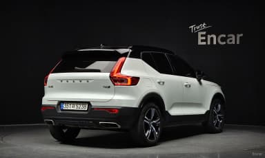 XC40