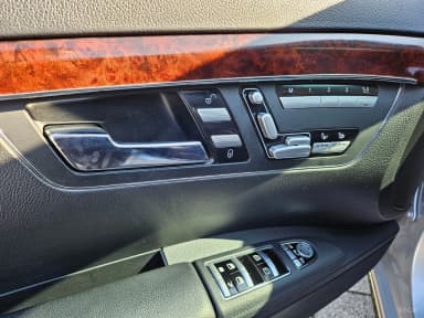 S-Class W221