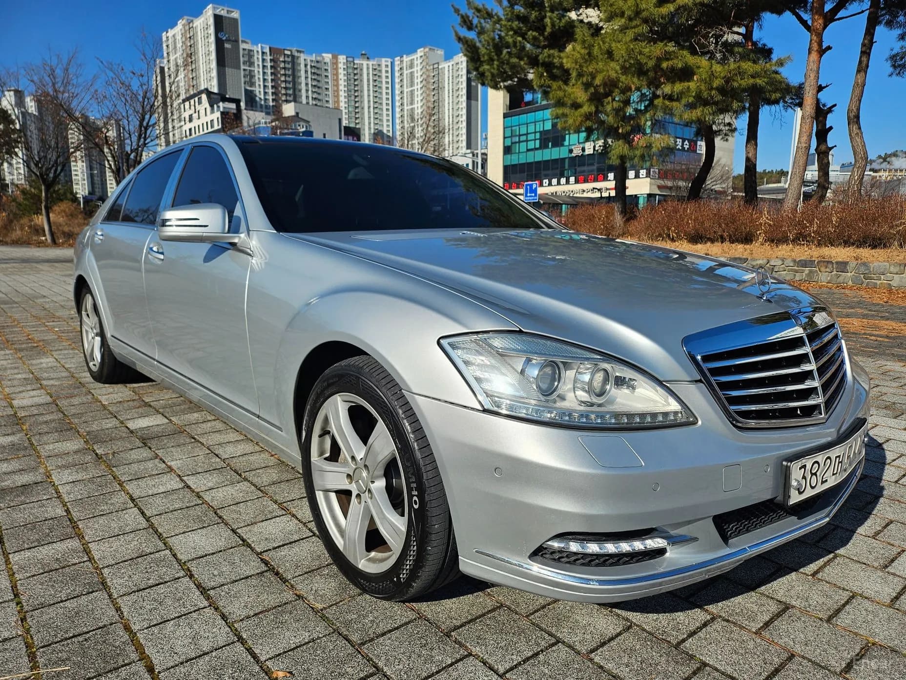 S-Class W221