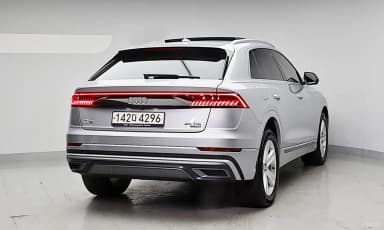 Q8 (4M)