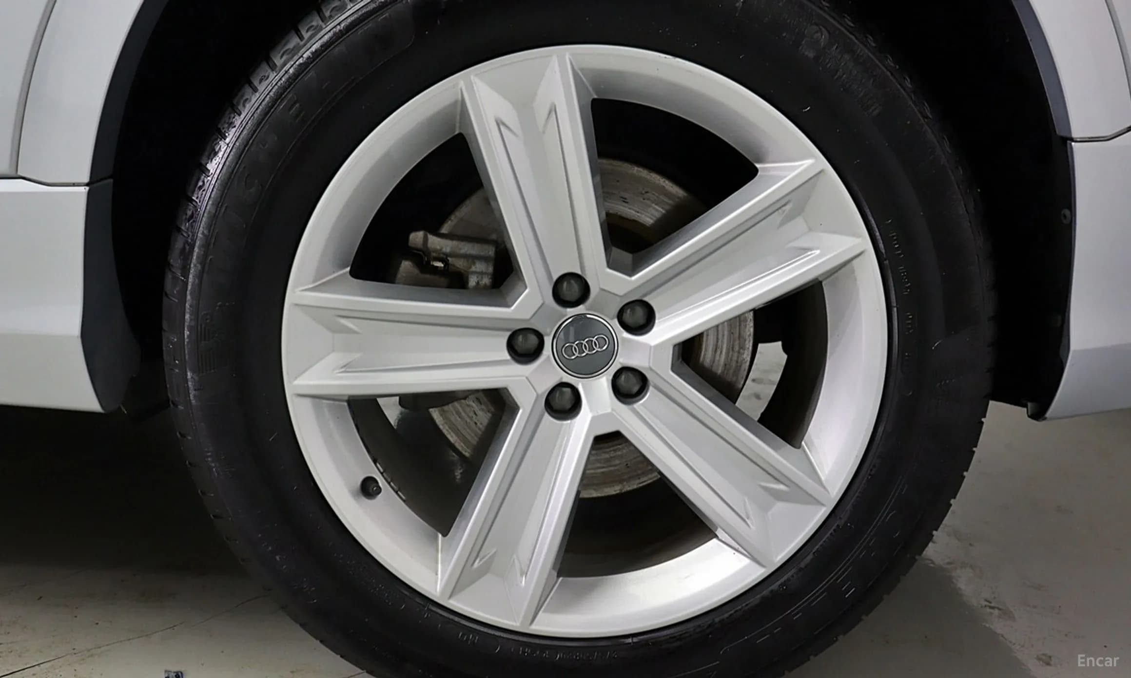 Q8 (4M)