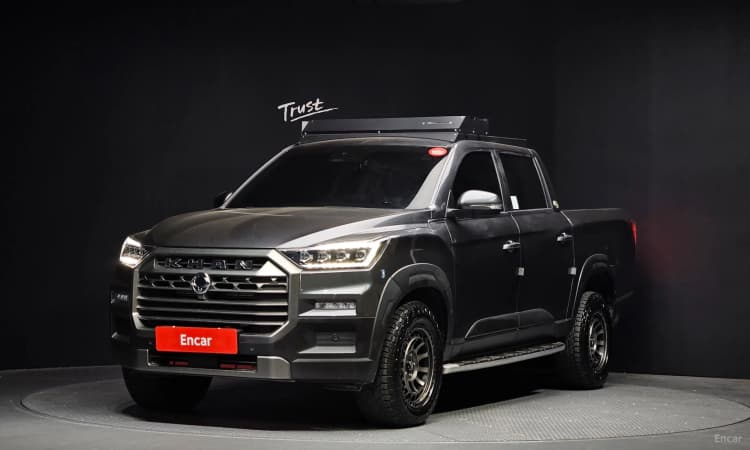 Rexton Sports Khan