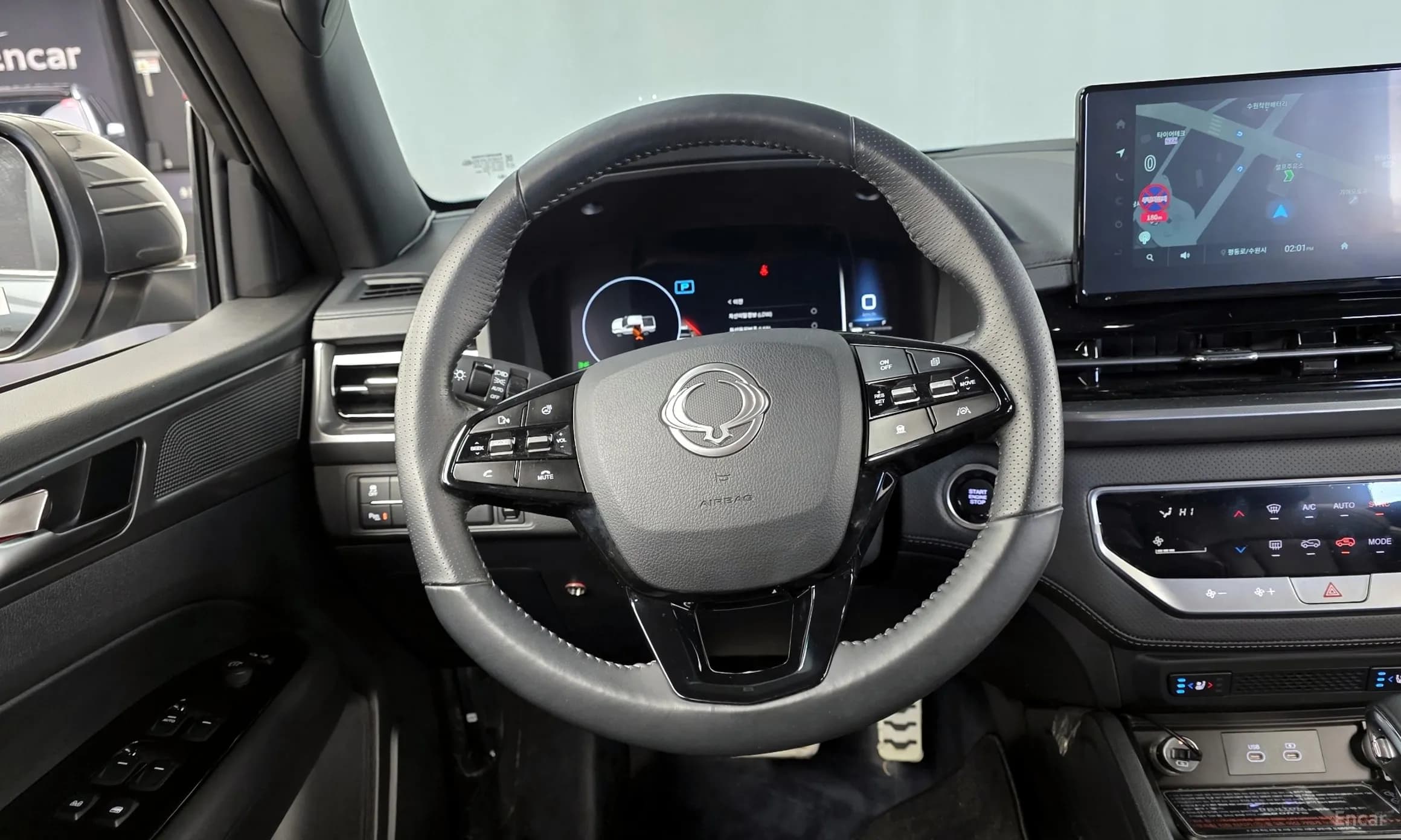 Rexton Sports Khan