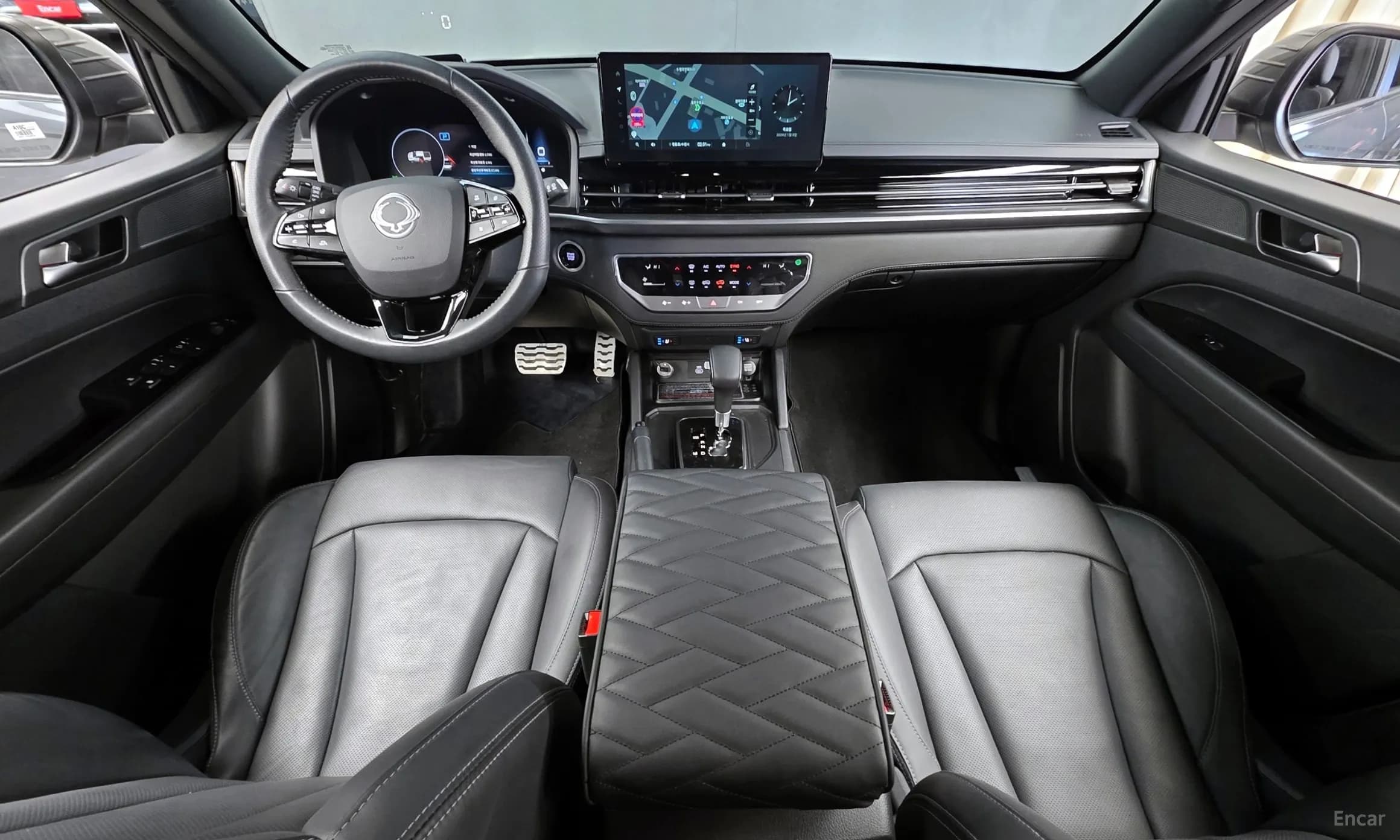 Rexton Sports Khan