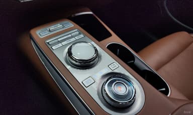 GV70