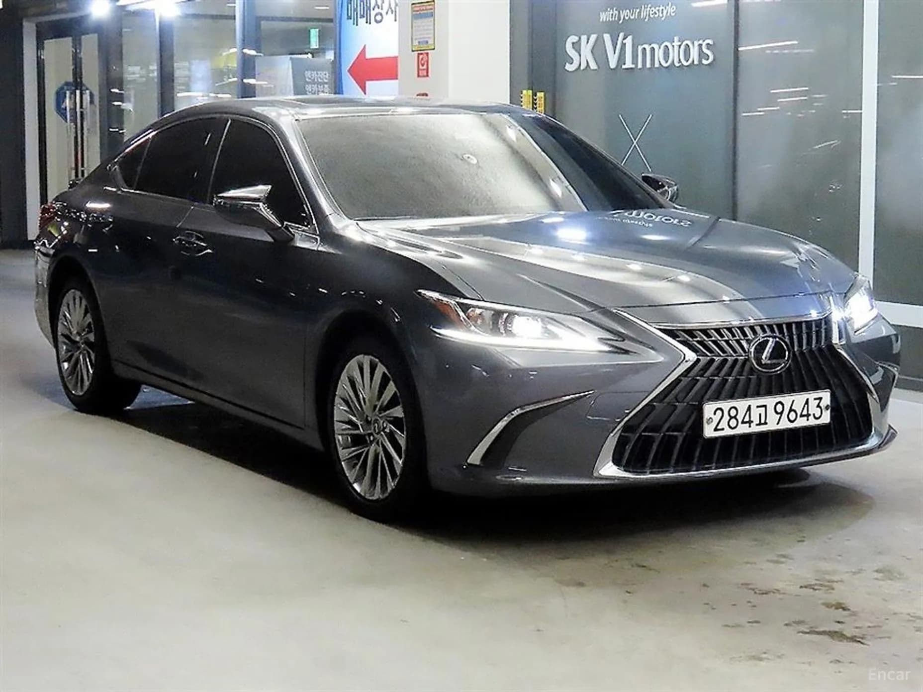 ES300h 7th Generation