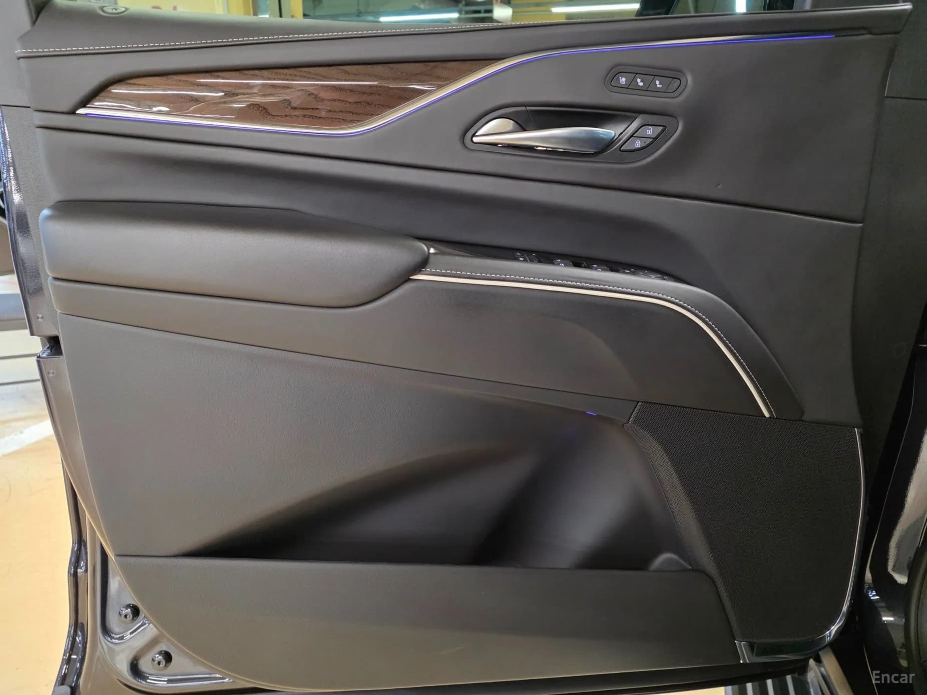 Escalade 5th Generation