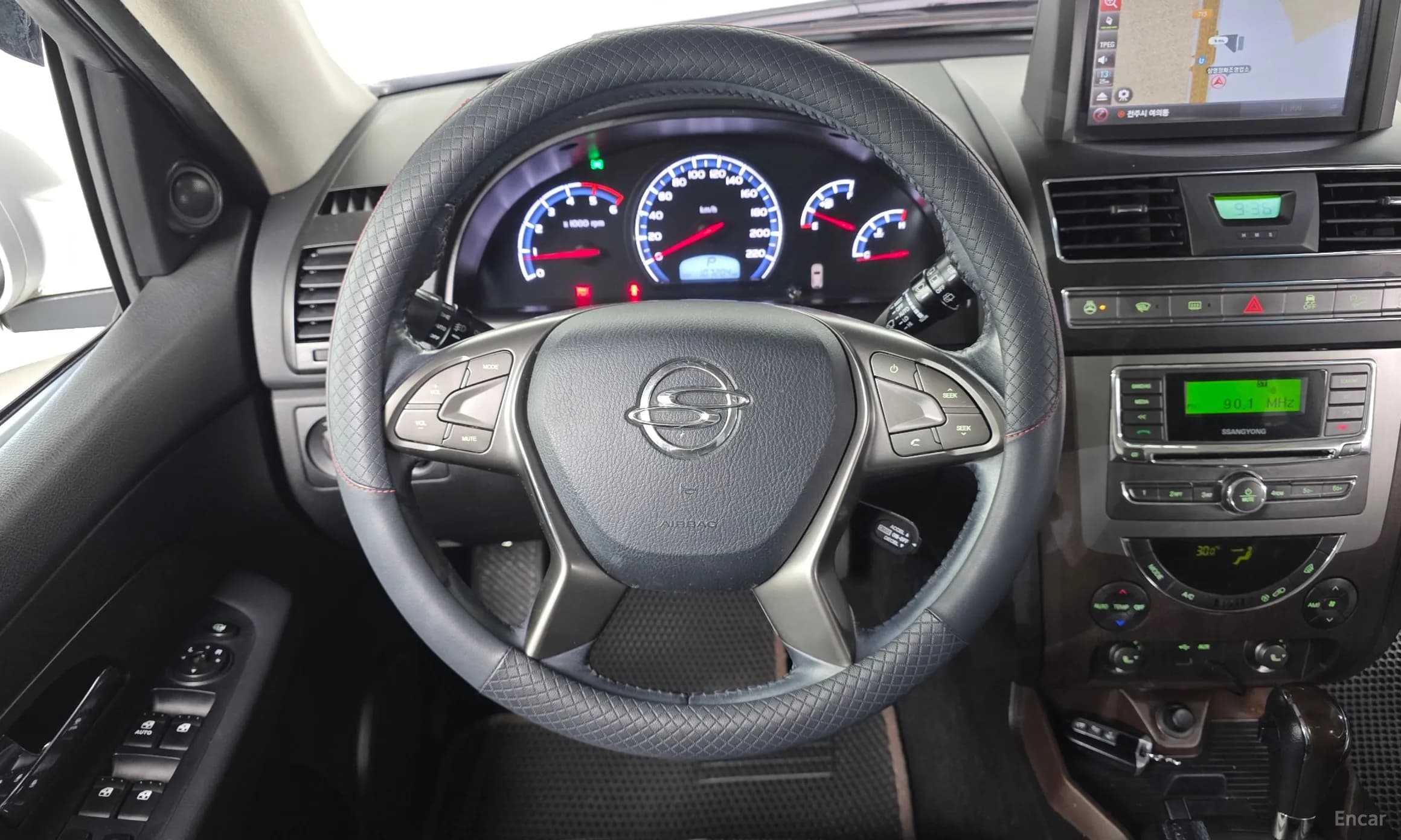 Rexton W
