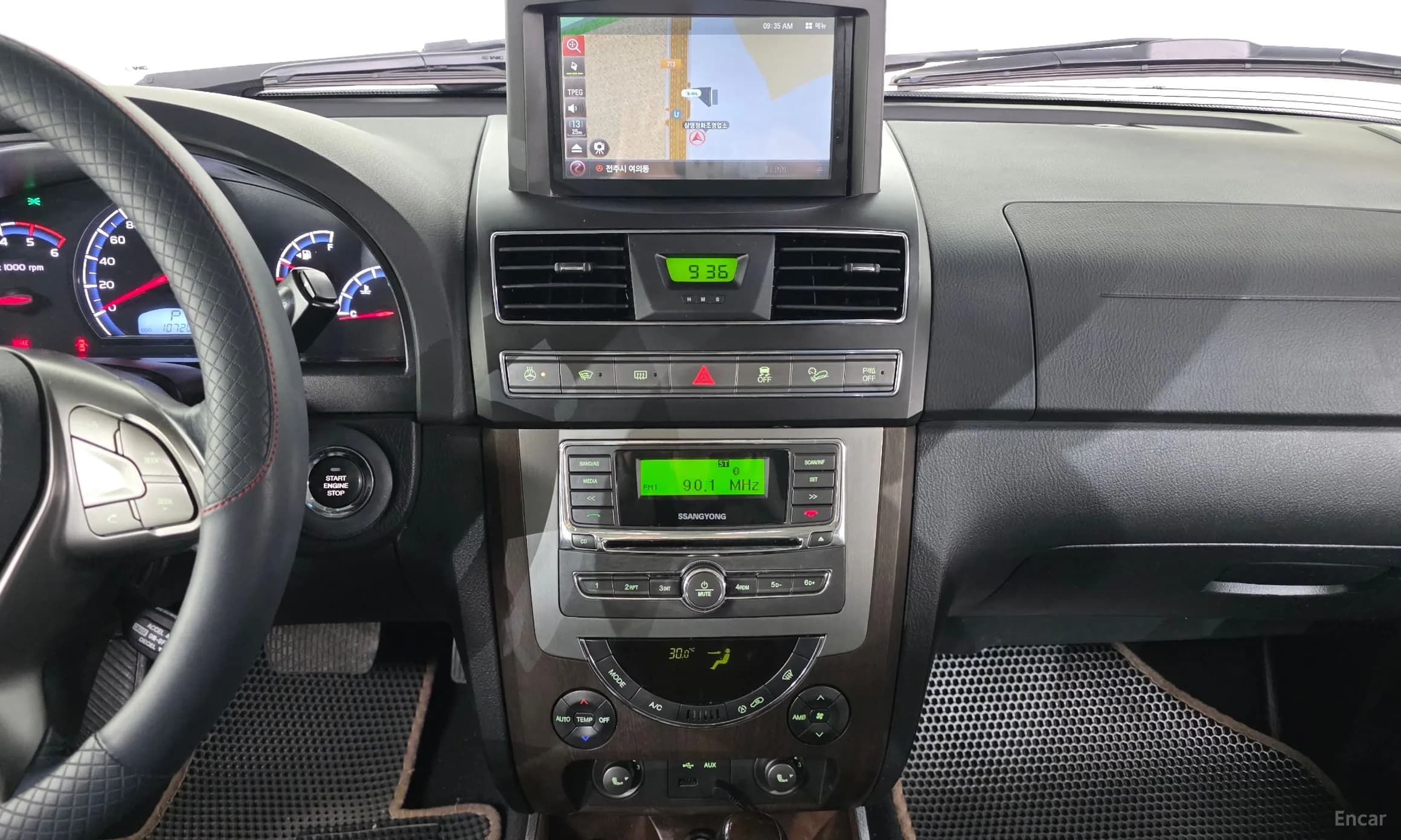 Rexton W