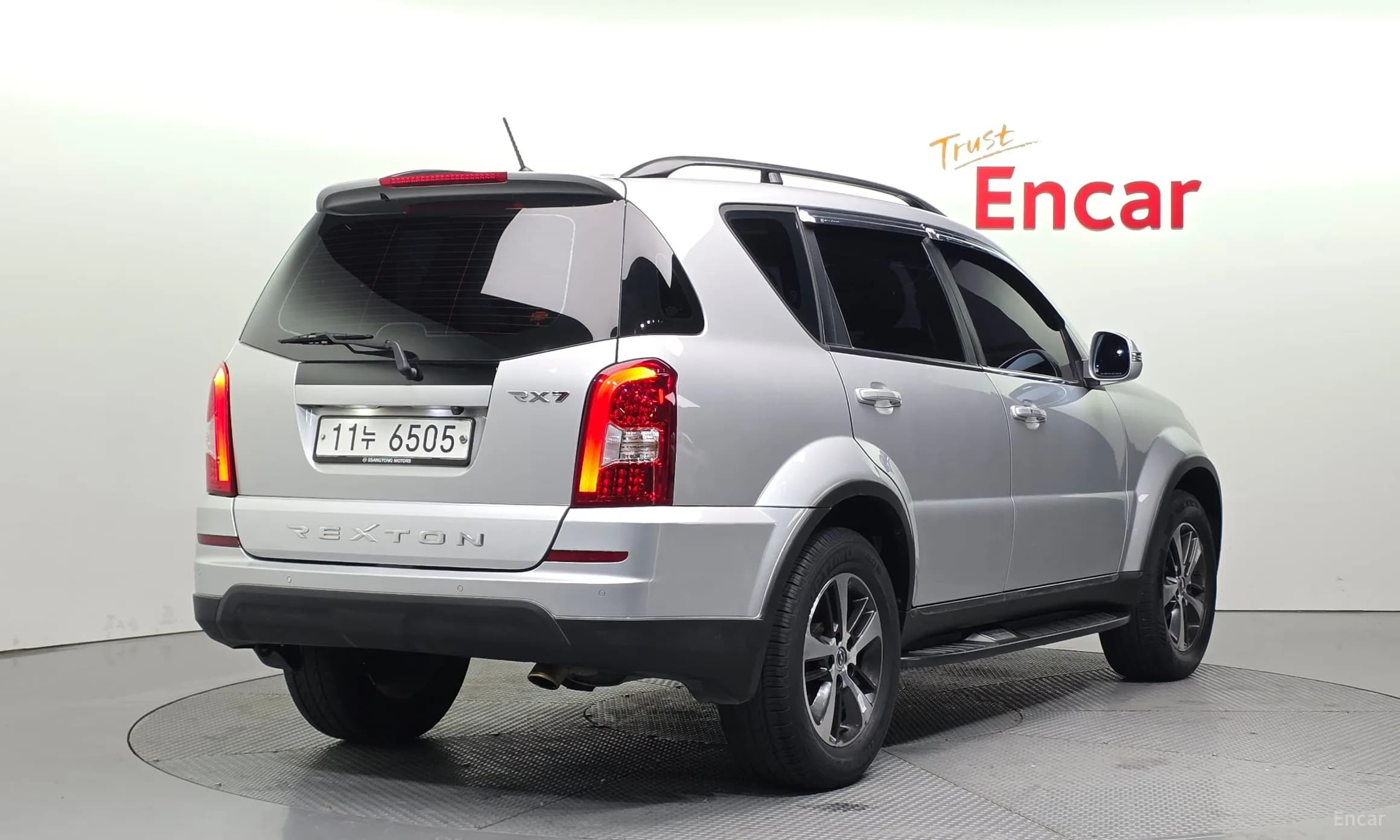 Rexton W