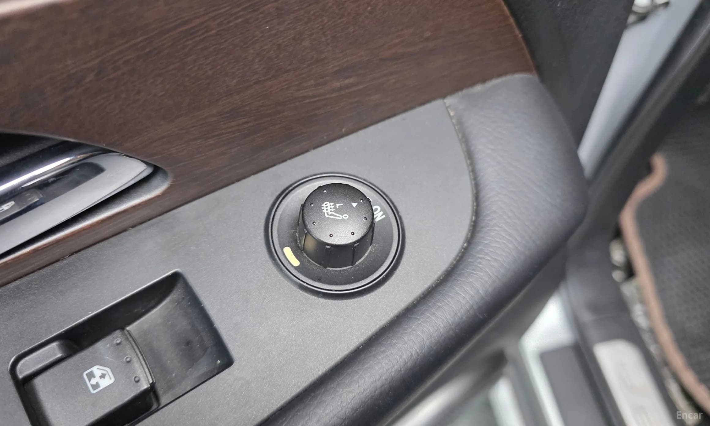Rexton W