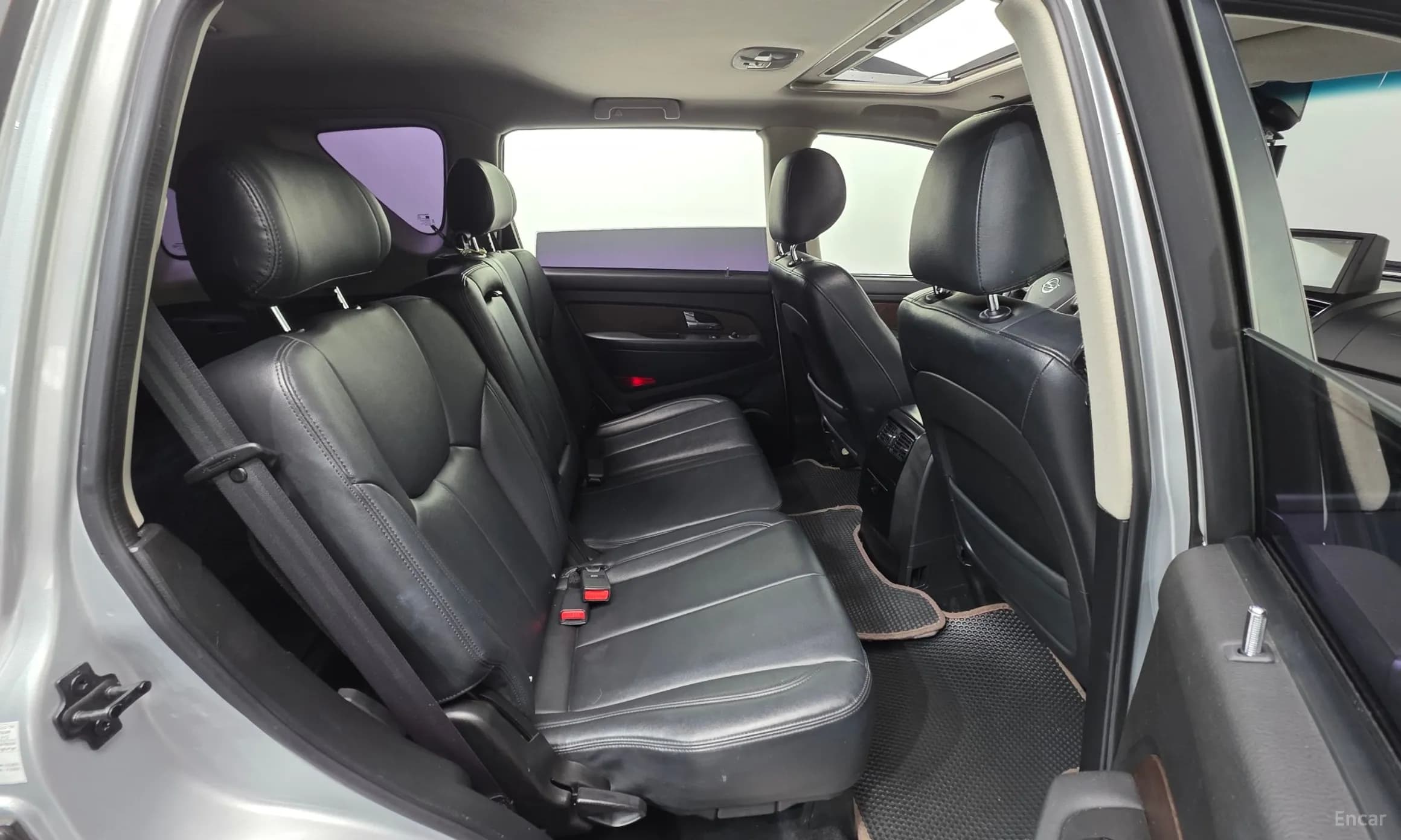 Rexton W