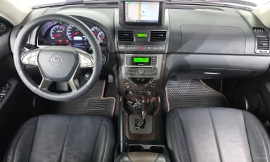 Rexton W