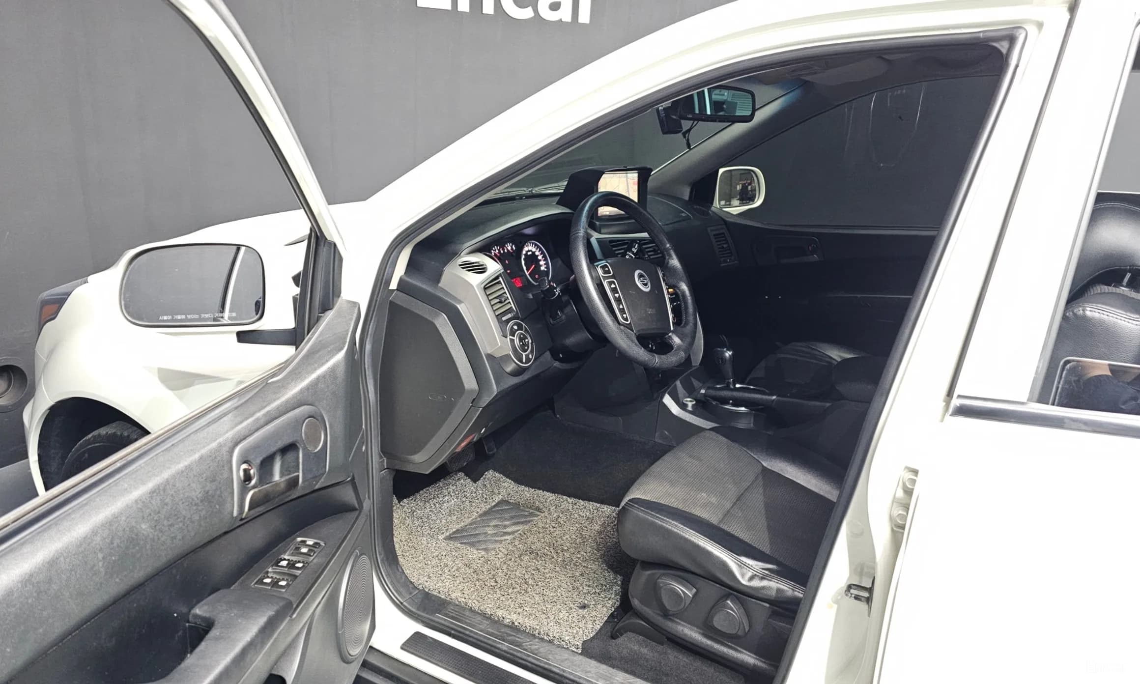 Korando Sports
