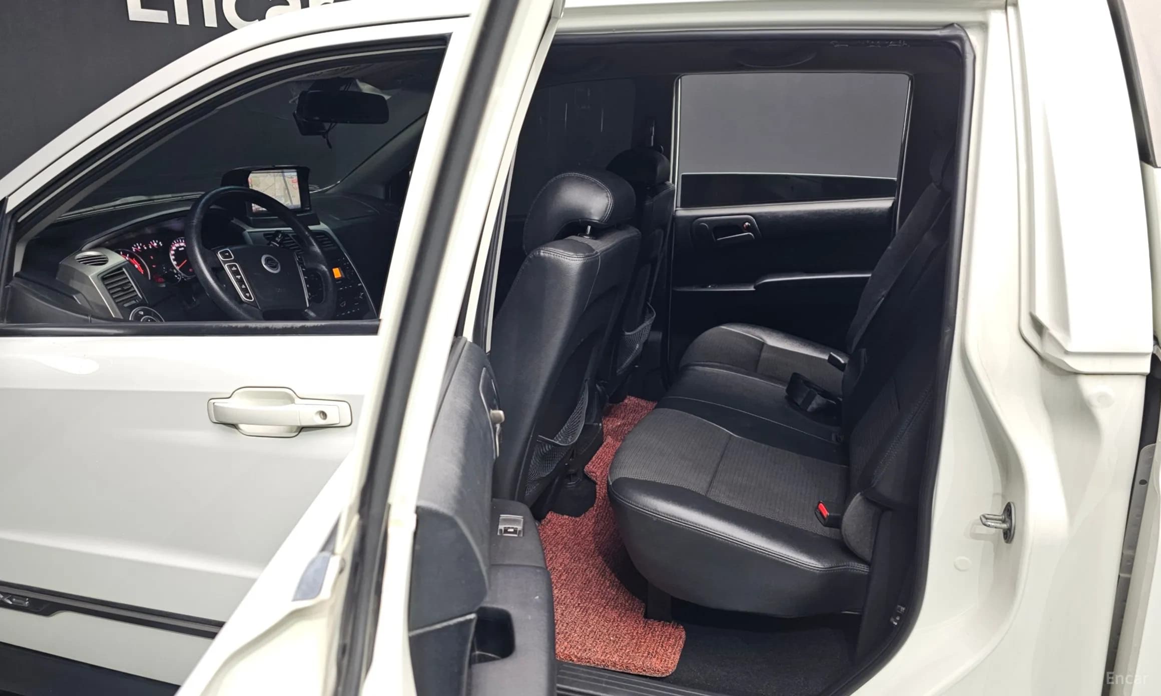 Korando Sports
