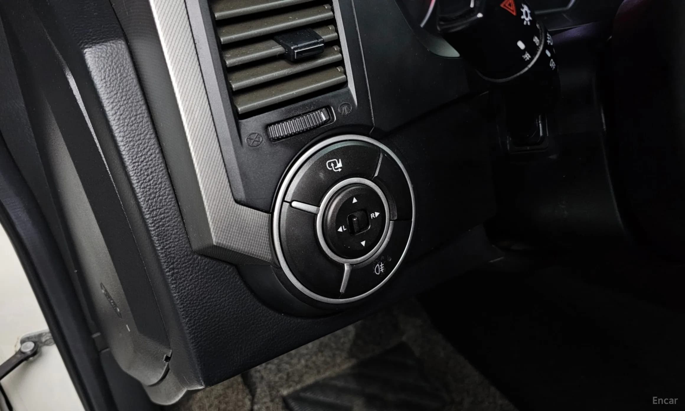 Korando Sports