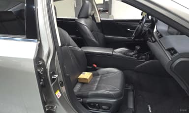 ES300h 7th Generation