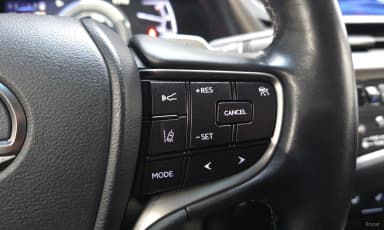 ES300h 7th Generation