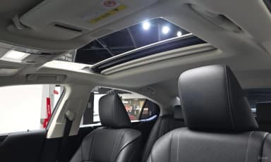 ES300h 7th Generation